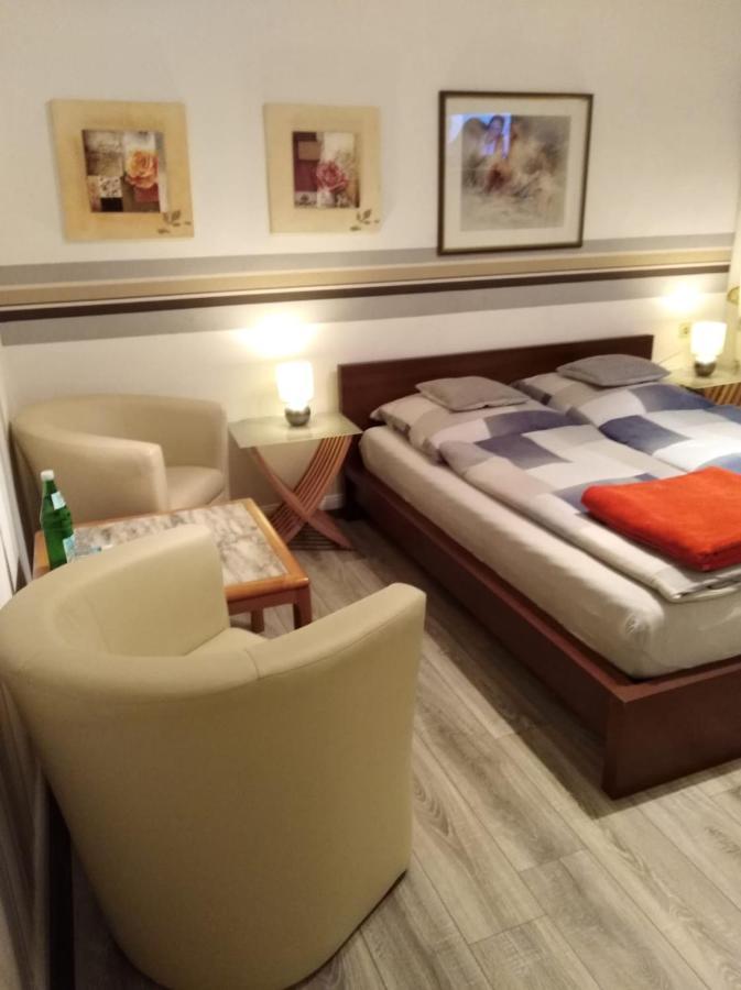 Hotel Garni "Adria" 빈트하겐 외부 사진